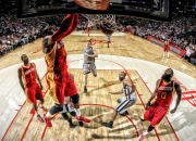 JackeyLove重要时刻战术调整，G2带队取胜！赛场气氛高涨